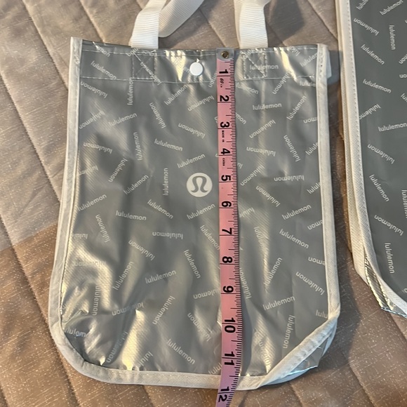 1 Large and 1 Small Lululemon’s Athletic new totes - Picture 12 of 12